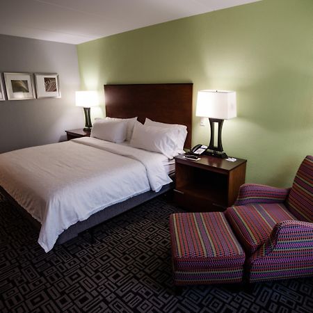 Holiday Inn Express Hickory - Hickory Mart By Ihg Экстерьер фото