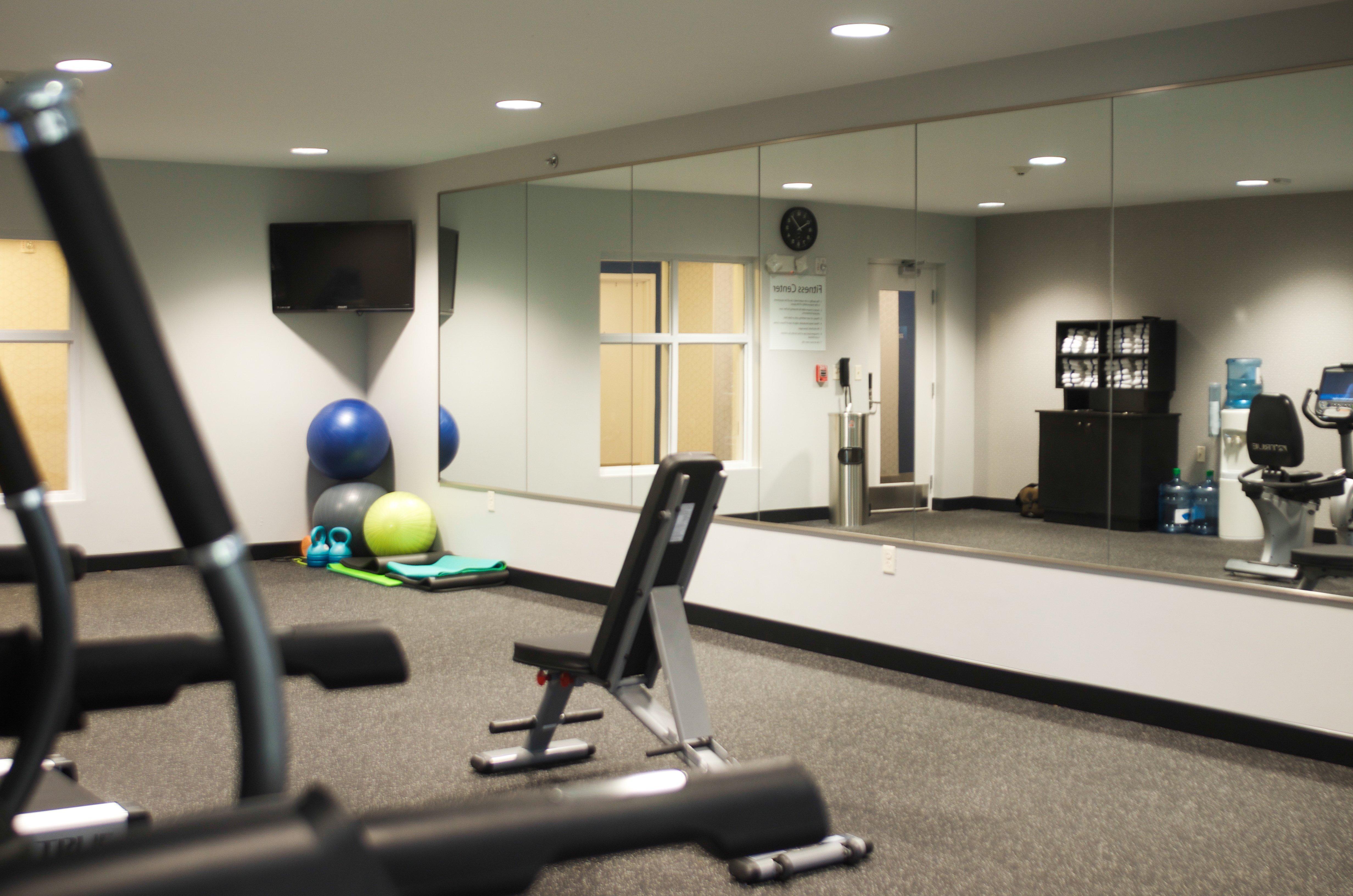 Holiday Inn Express Hickory - Hickory Mart By Ihg Экстерьер фото