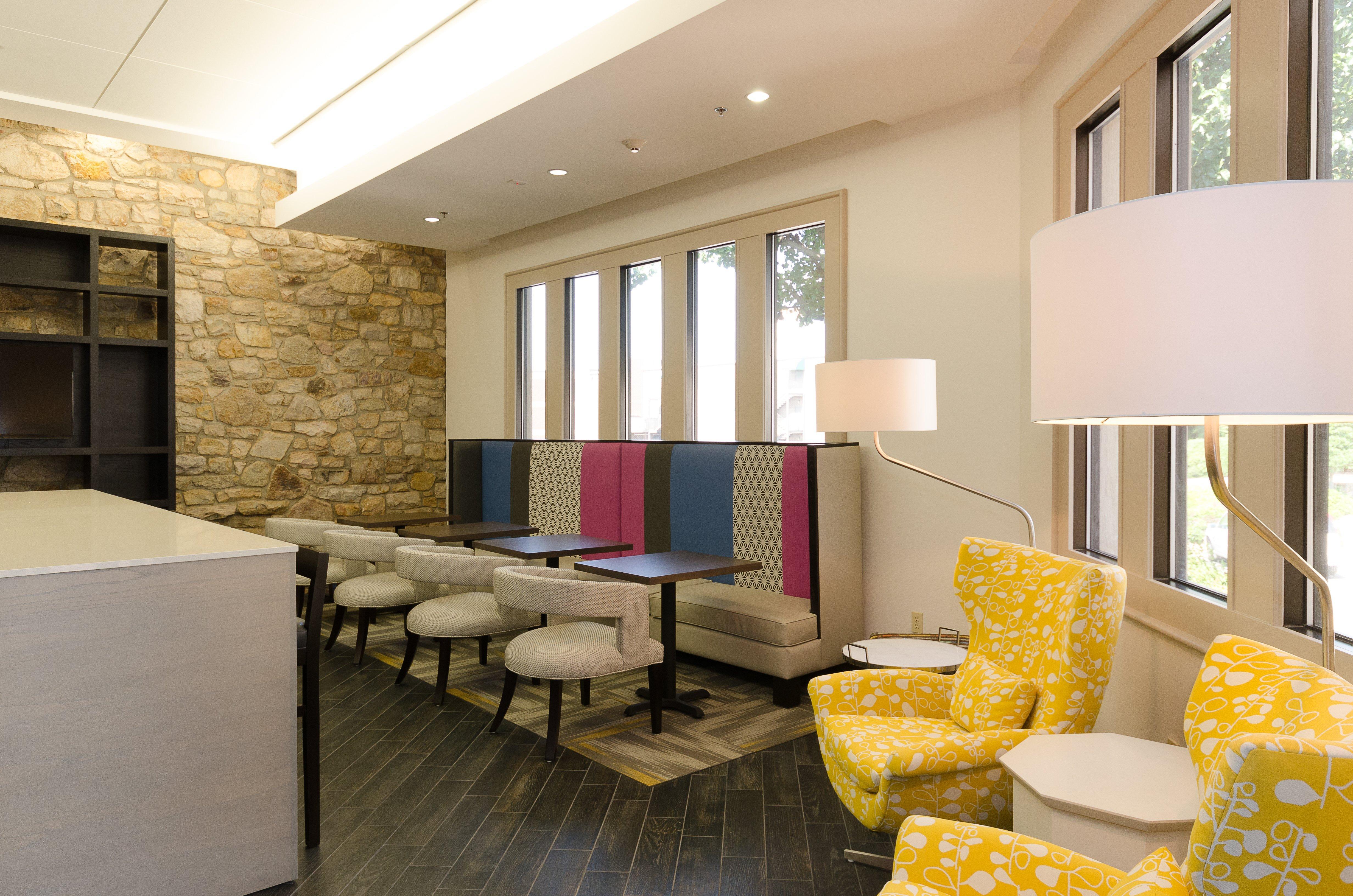 Holiday Inn Express Hickory - Hickory Mart By Ihg Экстерьер фото
